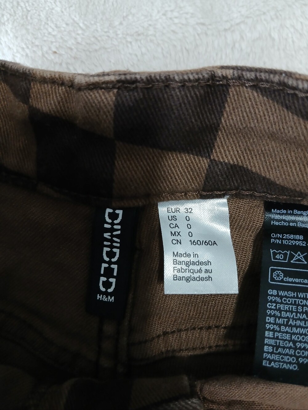 H&M Womens Brown Checkerboard Straight Jeans - Picture 4 of 4